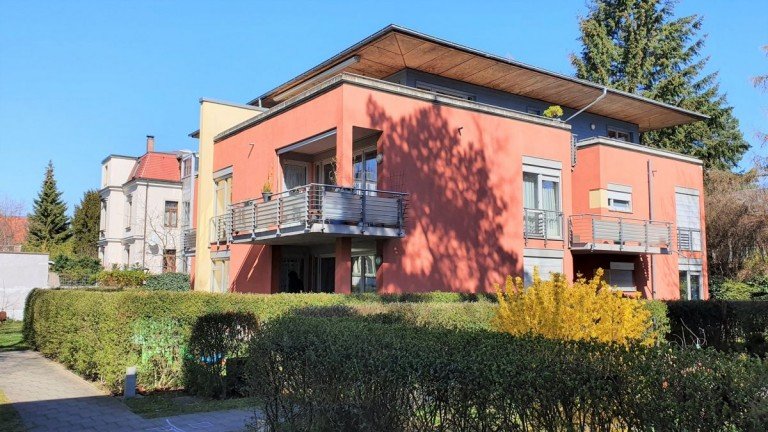 Wohnhaus in 3. Reihe Dresden Erdgeschosswohnung Top 4-Raum-Wohnung in Dresden Striesen 3. Reihe, S�d-West, Gartenterrasse, Tiefgarage