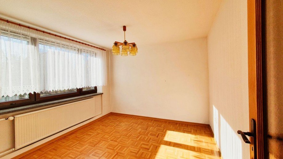 Arbeitszimmer, G�stezimmer oder neue K�che? Einfamilienhaus Kreischa OT Gombsen