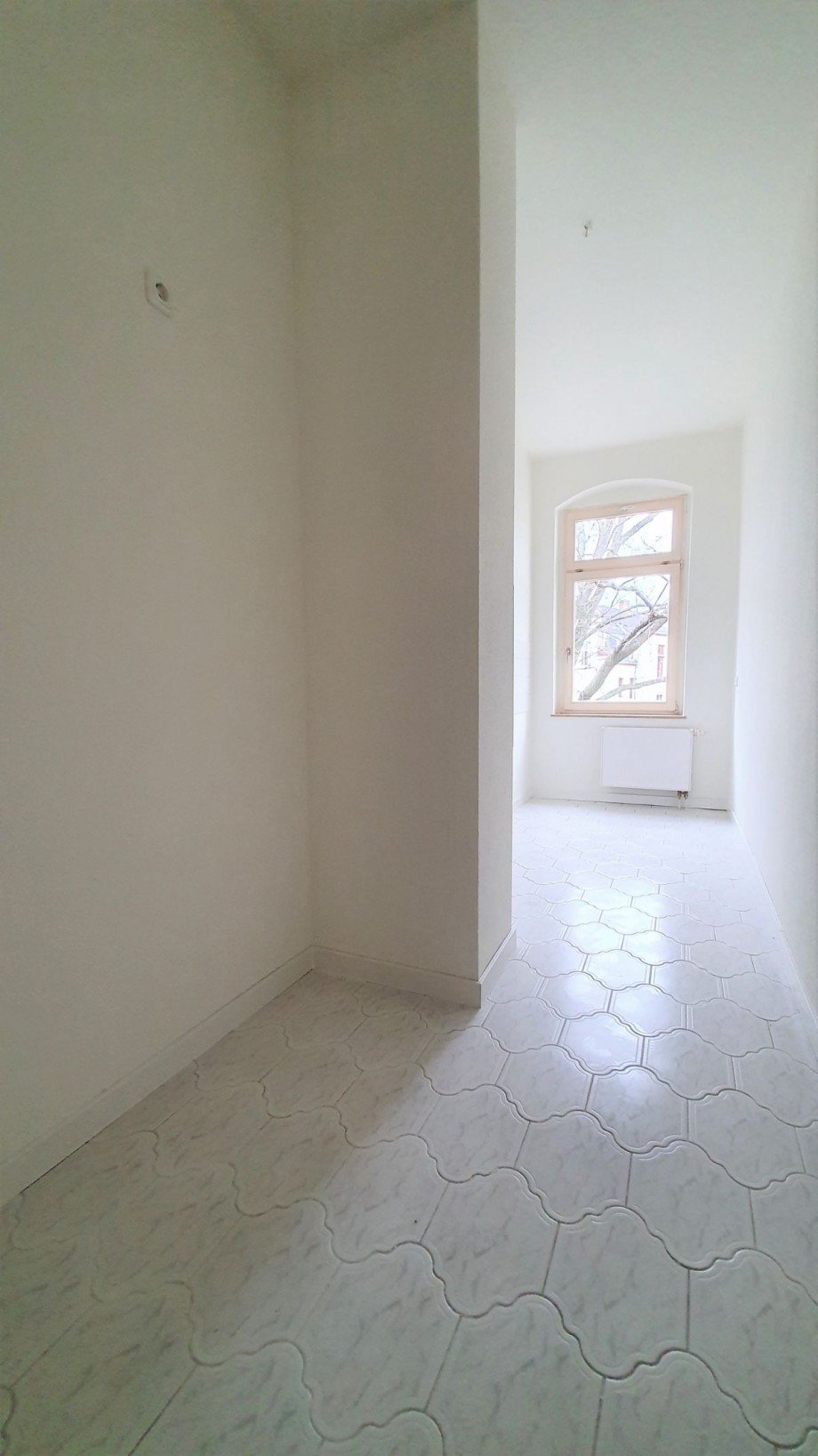 Typische Altbauk�che mit Fenster Etagenwohnung Dresden